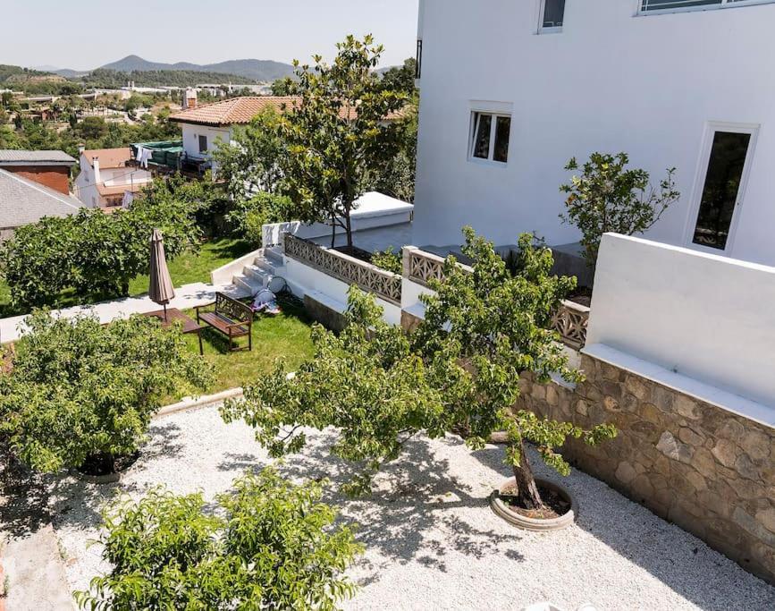 切尔韦洛20 Min From Bcn- Charming House W/ Pool & Bbq Area别墅 外观 照片
