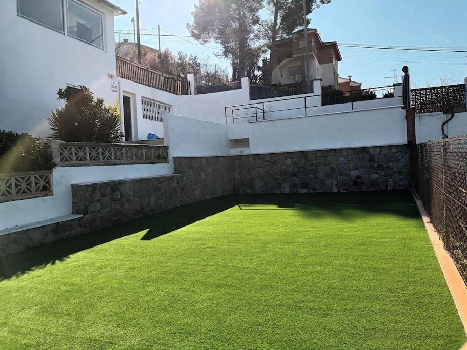 切尔韦洛20 Min From Bcn- Charming House W/ Pool & Bbq Area别墅 外观 照片